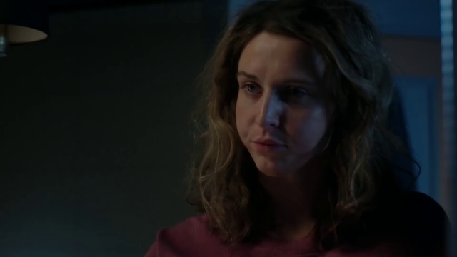 Video Reference: Forehead, Nose, Cheek, Lip, Eyebrow, Eyelash, Mouth, Flash photography, Jaw, Iris