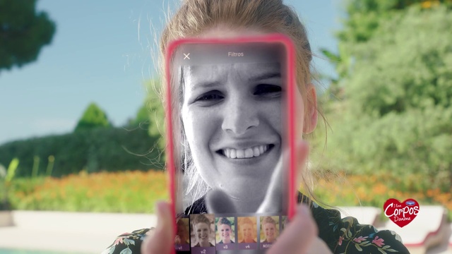 Video Reference: Smile, Lip, Sky, Green, Jaw, Flash photography, Happy, Eyewear, Tree, Cool