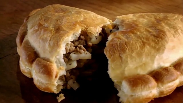 Video Reference: Food, Ingredient, Staple food, Recipe, Cuisine, Panzerotti, Bun, Dish, Calzone, Produce
