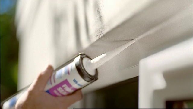 Video Reference: Eyelash, Wood, Automotive lighting, Wrist, Nail, Human leg, Drinkware, Ceiling, Font, Cable