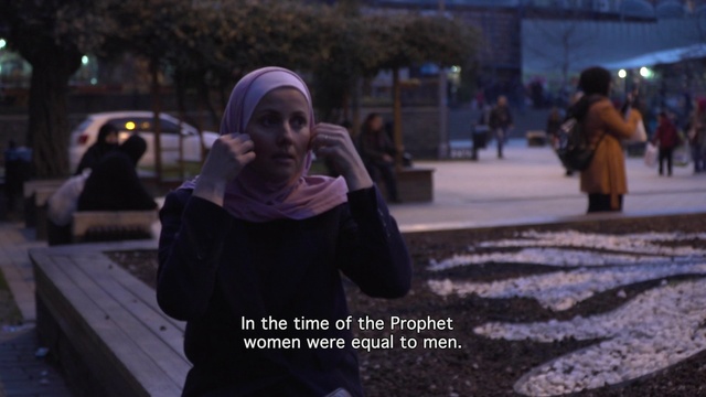 Video Reference: Purple, Human, Flash photography, Street fashion, Road surface, Public space, Morning, Tree, Asphalt, City