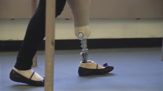 Video Reference: Wood, Flooring, Knee, Floor, Thigh, Human leg, Hardwood, Foot, Glass, Electric blue