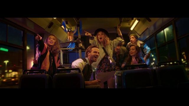 Video Reference: Smile, Coat, Entertainment, Hat, Music, Fun, Stage, Musician, Performing arts, Event