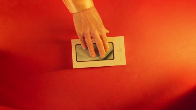 Video Reference: Hand, Leg, Paint, Gesture, Wood, Finger, Art, Wrist, Thumb, Nail