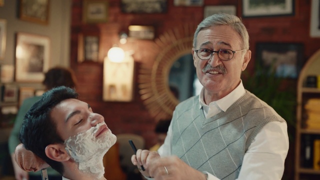 Video Reference: Glasses, Organ, Smile, Ear, Gesture, Happy, Interaction, Fun, Event, Conversation