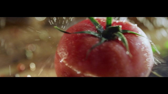 Video Reference: Food, Plum tomato, Fruit, Plant, Natural foods, Bush tomato, Organism, Cherry Tomatoes, Staple food, Tomato