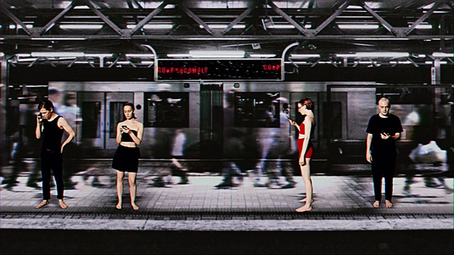 Video Reference: Infrastructure, Standing, Flash photography, Line, Public space, Automotive design, City, Urban area, Luggage and bags, Pedestrian