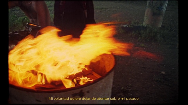 Video Reference: Bonfire, Amber, Fire, Gas, Flame, Heat, Campfire, Tints and shades, Event, Wood