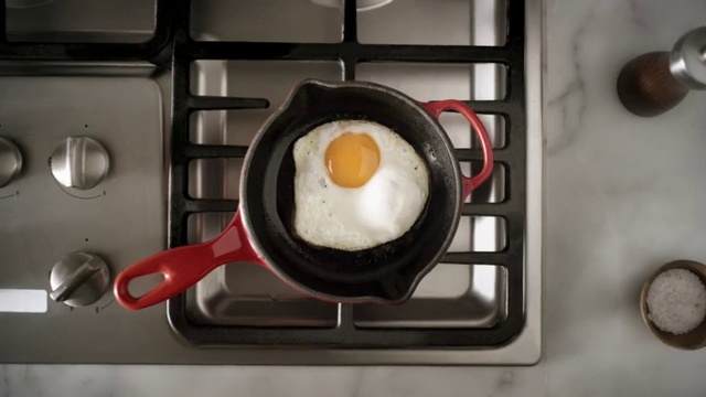 Video Reference: Food, Fried egg, Tableware, Egg yolk, Egg white, Automotive lighting, Poached egg, Ingredient, Kitchen utensil, Recipe