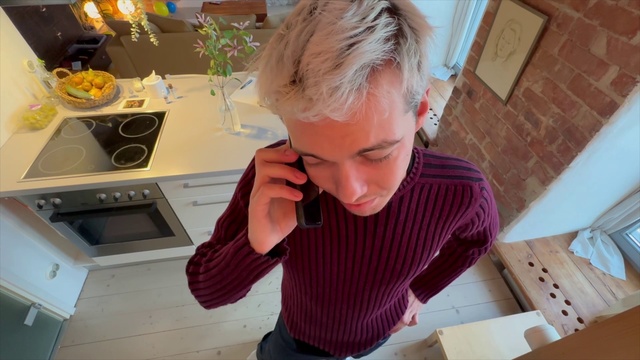 Video Reference: Tableware, Wood, Countertop, Kitchen utensil, Kitchen appliance, Shipping box, Gas stove, Cooking, T-shirt, Kitchen