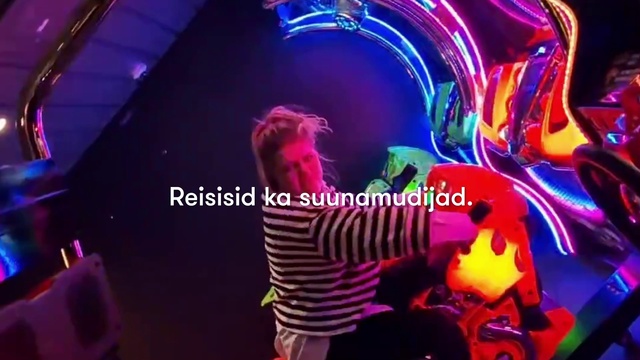 Video Reference: Purple, Music, Performing arts, Entertainment, Musician, Violet, Pink, Magenta, Visual effect lighting, Concert