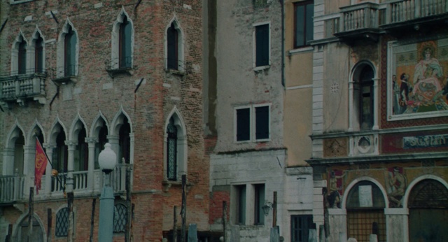 Video Reference: Window, Building, Fixture, Brick, Facade, Brickwork, City, Medieval architecture, Mixed-use, Apartment