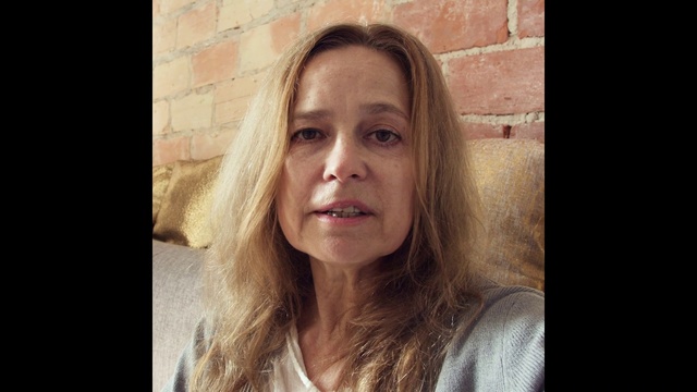 Video Reference: Nose, Cheek, Lip, Eyelash, Mouth, Flash photography, Jaw, Happy, Layered hair, Tints and shades