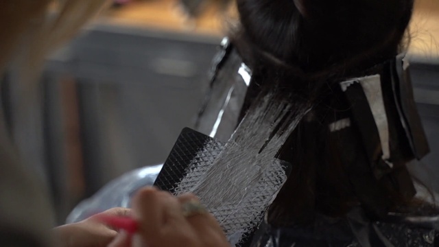 Video Reference: Hand, Wood, Finger, Automotive tire, Nail, Wrist, Human leg, Auto part, Bumper, Metal