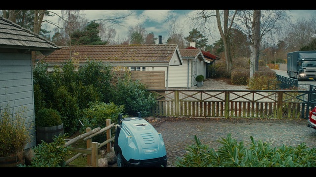 Video Reference: Plant, Property, Building, Vehicle, Tree, House, Motor vehicle, Window, Land lot, Fence