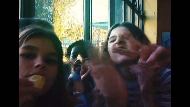 Video Reference: Nose, Eyebrow, Mouth, Ear, Happy, Gesture, Fun, Event, Leisure, Selfie