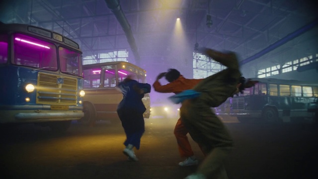 Video Reference: Purple, Automotive lighting, Performing arts, Entertainment, Tire, Magenta, Event, Dance, Sky, Fun