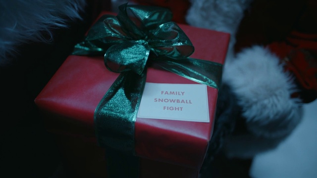 Video Reference: Gift wrapping, Natural material, Ribbon, Present, Magenta, Party supply, Event, Electric blue, Packing materials, Fashion accessory