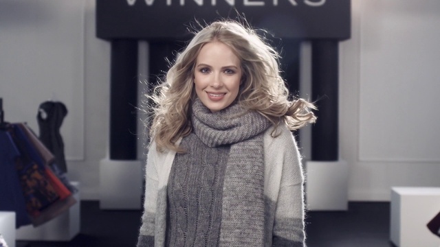 Video Reference: Smile, Eyelash, Street fashion, Fur clothing, Stole, Automotive design, Flash photography, Fashion design, Makeover, Happy