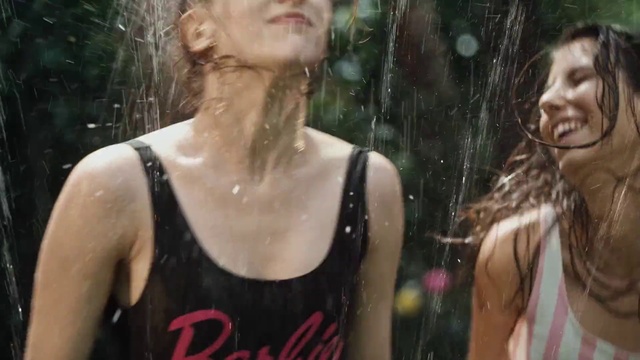 Video Reference: Hair, Active tank, Undershirt, Fashion, Sunlight, Flash photography, Happy, Vest, Cool, Chest