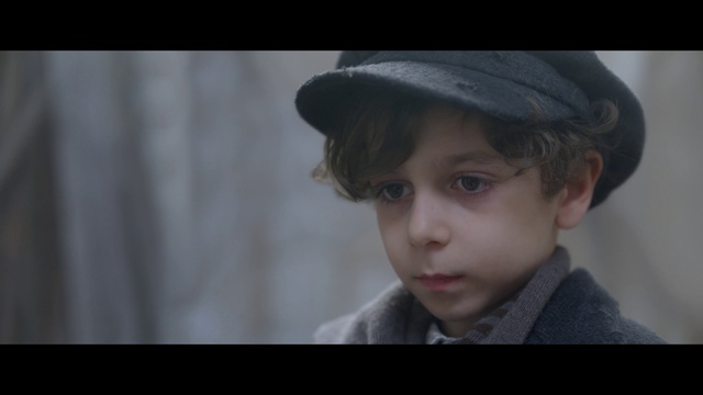 Video Reference: Nose, Lip, Eyebrow, Cricket cap, Hat, Flash photography, Cap, Sleeve, Eyelash, Baseball cap