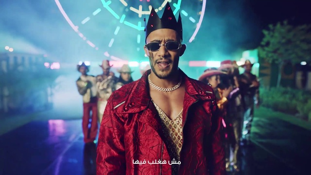 Video Reference: Vision care, Purple, Flash photography, Eyewear, Entertainment, Sunglasses, Goggles, Magenta, Smile, Fun