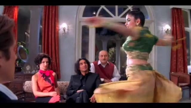 Video Reference: Hand, Arm, Dress, Houseplant, Flash photography, Suit, Entertainment, Performing arts, Fun, Trunk