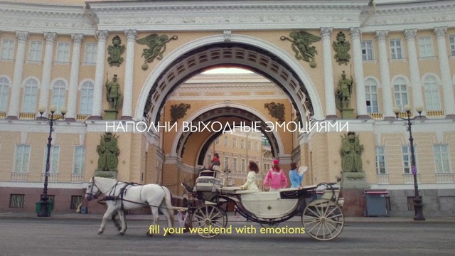 Video Reference: Horse, Wheel, Vehicle, Building, Working animal, Horse and buggy, Chaise, Window, Horse supplies, Cart