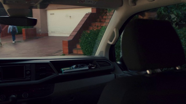 Video Reference: Hood, Vehicle, Automotive mirror, Motor vehicle, Plant, Automotive tire, Automotive lighting, Car, Automotive design, Automotive exterior