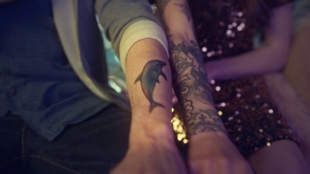 Video Reference: Joint, Hand, Arm, Shoulder, Cloud, Temporary tattoo, Gesture, Nail, Elbow, Tattoo