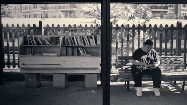 Video Reference: Outdoor bench, Black, Black-and-white, Style, Fence, Outdoor furniture, People, Tints and shades, Monochrome, Monochrome photography