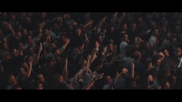 Video Reference: Entertainment, Event, Stage, Musical instrument accessory, Darkness, Font, Pattern, Performing arts, Art, Music