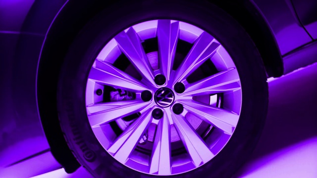 Video Reference: Wheel, Tire, Automotive tire, Purple, Automotive design, Synthetic rubber, Tread, Hubcap, Alloy wheel, Automotive lighting