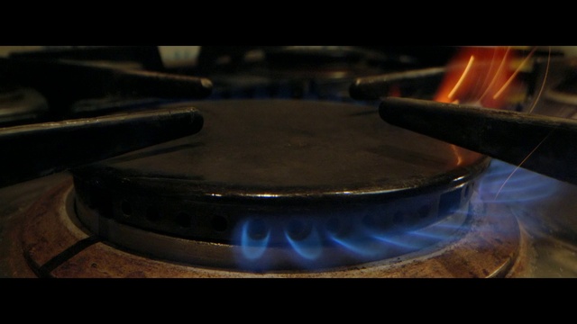 Video Reference: Food, Kitchen appliance, Cookware and bakeware, Kitchen utensil, Gas, Cooking, Ingredient, Stove, Metal, Kitchen stove