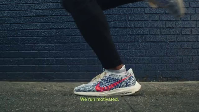 Video Reference: Shoe, Leg, Road surface, Asphalt, Walking shoe, Grey, Sportswear, Grass, Flooring, Thigh