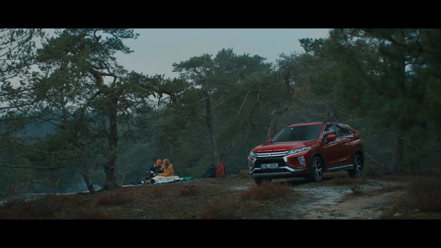 Video Reference: Land vehicle, Vehicle, Car, Mini SUV, Mid-size car, Off-roading, Automotive design, Sport utility vehicle, Compact sport utility vehicle, Luxury vehicle