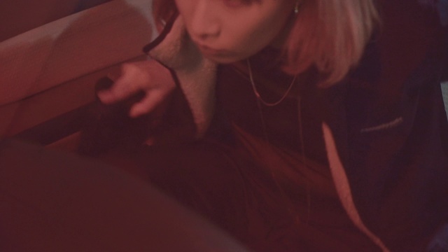 Video Reference: Hair, Face, Red, Blond, Lip, Nose, Shoulder, Mouth, Joint, Hand