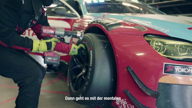 Video Reference: Land vehicle, Vehicle, Car, Tire, Automotive tire, Automotive design, Personal luxury car, Performance car, Sports car, Wheel