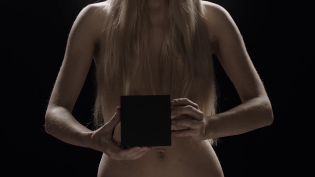 Video Reference: Shoulder, Back, Arm, Skin, Joint, Hand, Neck, Blond, Muscle, Photography