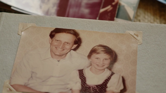 Video Reference: People, Vintage clothing, Family, Child, Smile