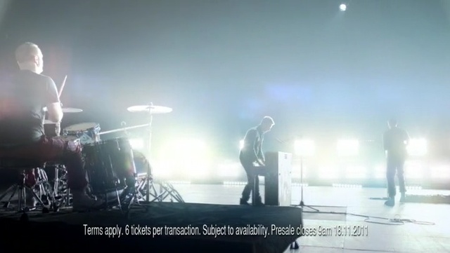 Video Reference: Performance, Entertainment, Stage, Concert, Performing arts, Rock concert, Song, Music artist, Public event, Sky