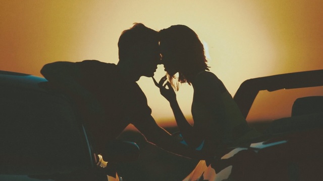 Video Reference: Backlighting, Romance, Love, Interaction, Shadow, Fun, Photography, Friendship, Sky, Kiss