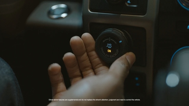 Video Reference: Vehicle door, Vehicle, Car, Steering part, Driving, Steering wheel, Auto part, Automotive design, Hand, Personal luxury car