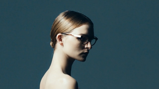Video Reference: Hair, Eyewear, Face, Chin, Hairstyle, Glasses, Beauty, Neck, Eyebrow, Nose