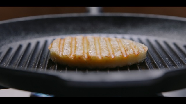 Video Reference: Food, Cuisine, Dish, Pan frying, Ingredient, Cooking, Frying, Frying pan, Recipe, Grilling