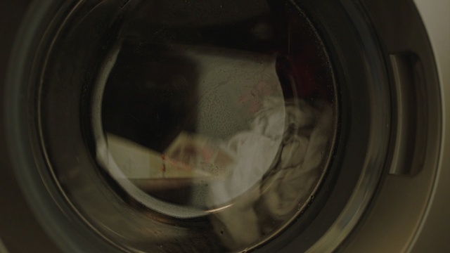 Video Reference: Washing machine, Major appliance, Clothes dryer, Home appliance, Circle, Laundry, Washing, Rim