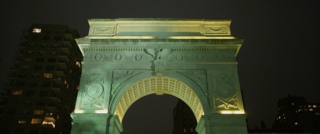 Video Reference: Arch, Triumphal arch, Architecture, Holy places, Historic site, Monument, Person