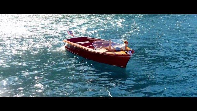 Video Reference: Water transportation, Boat, Vehicle, Boating, Water, Dinghy, Recreation, Sky, Watercraft rowing, Sea