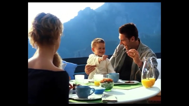 Video Reference: People, Eating, Fun, Water, Child, Conversation, Meal, Snapshot, Junk food, Vacation, Person