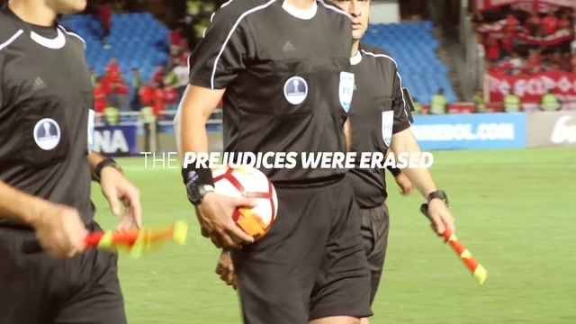 Video Reference: Sports, Player, Ball game, Team sport, Sports equipment, Football player, Football, Tournament, Referee, Soccer player